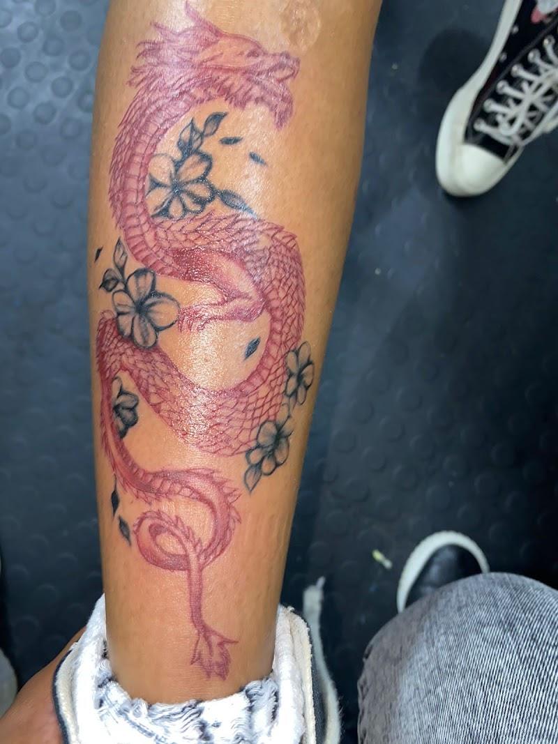 Iconic Ink Tattoo Studio - Photo 2